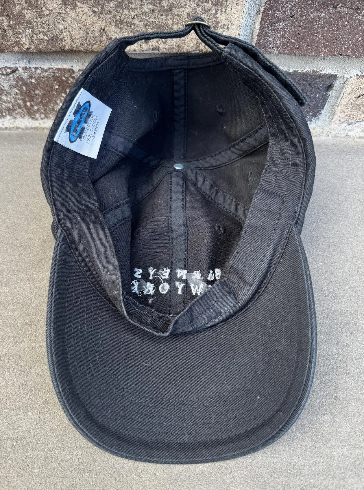 Vintage Barneys New York Strapback w Employee Pin — RootsBK